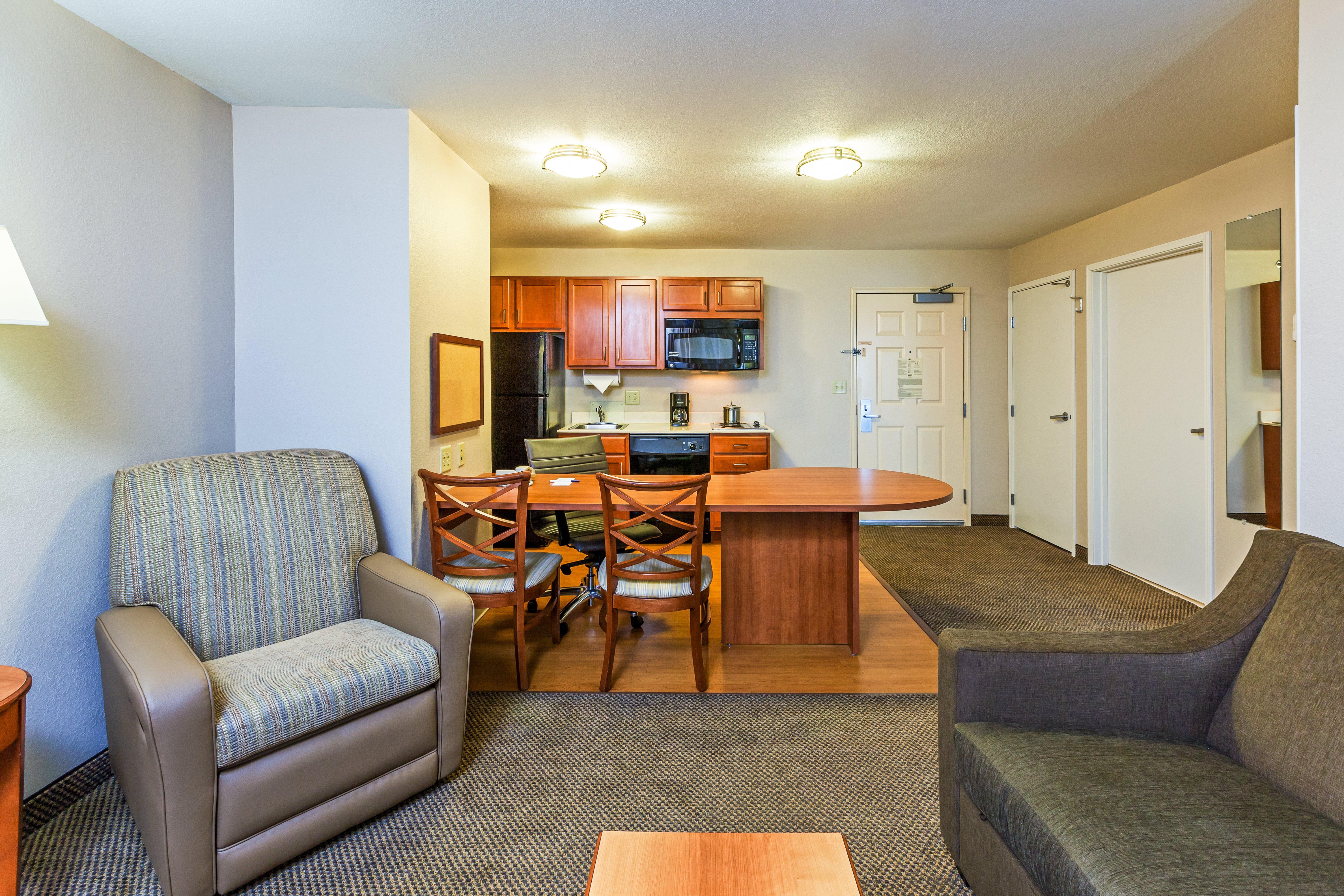 Candlewood Suites Owasso By Ihg Exterior photo