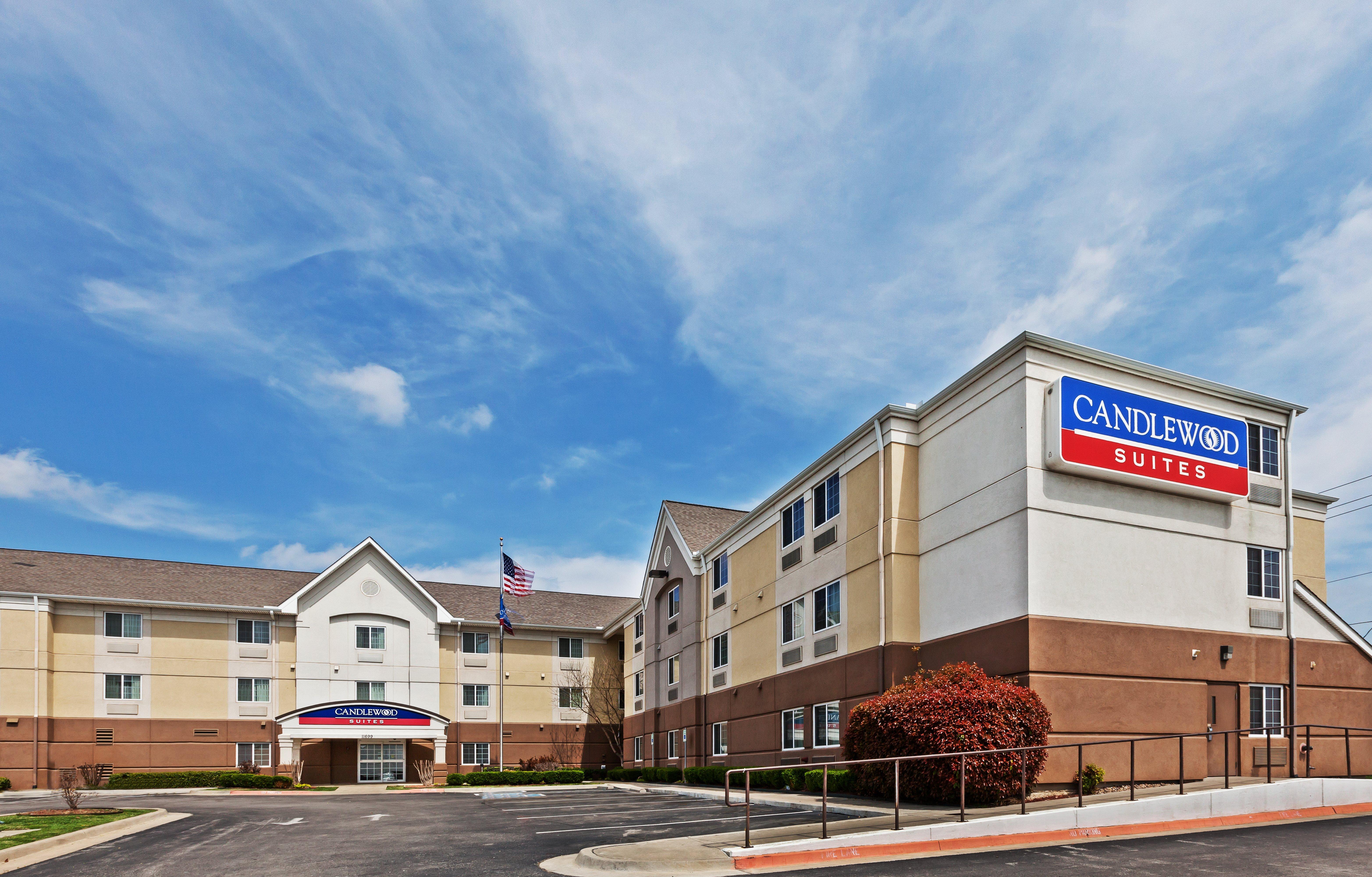 Candlewood Suites Owasso, An Ihg Hotel Exterior photo