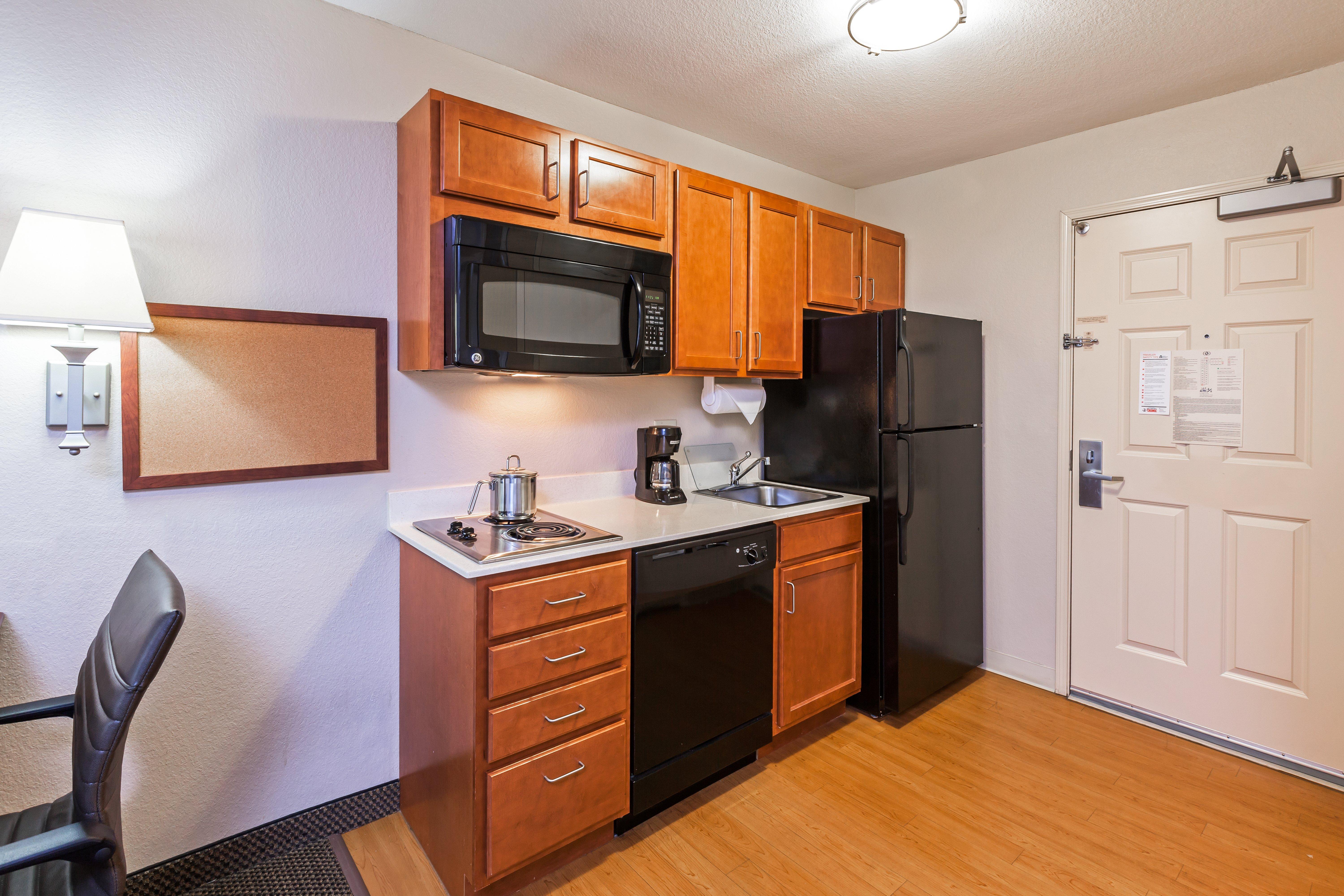 Candlewood Suites Owasso By Ihg Exterior photo
